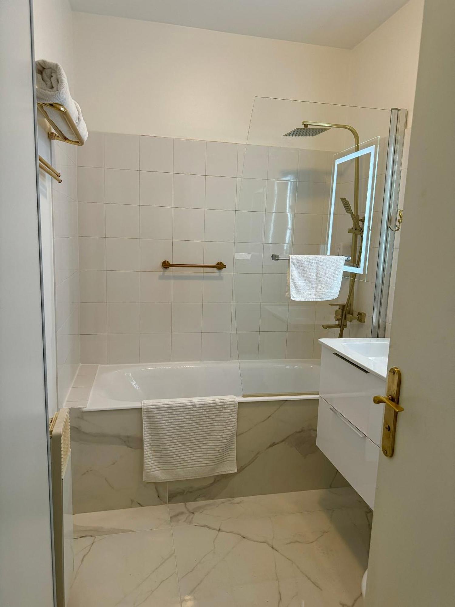 L'Appartement Azur นีซ ภายนอก รูปภาพ